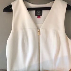 Vince Camuto White sleeveless dress size 2